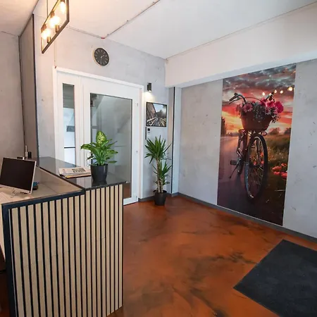 Kaya Lägenhetshotell 3*